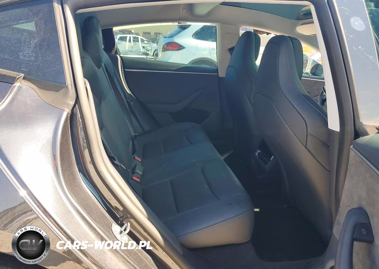 2025 Tesla Model 3 VIN:5YJ3E1ET7SF987577 - 10