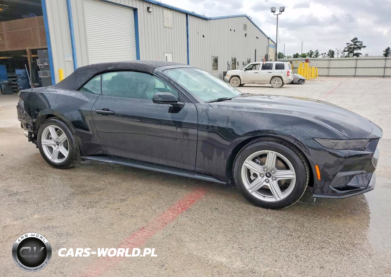 2026 Ford Mustang Ecoboost-Ecoboost Premium VIN:1FAGP8UH5T5119586 - 4