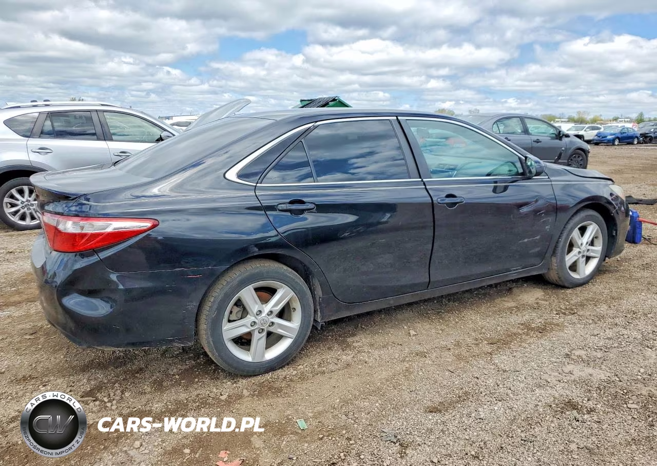 2017 Toyota Camry Se VIN:4T1BF1FK0HU276409 - 3