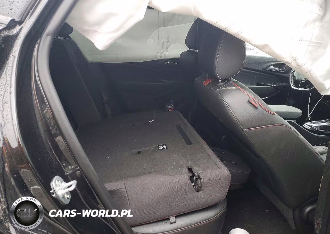 2025 Chevrolet Trax Activ VIN:KL77LJEPXSC168454 - 11