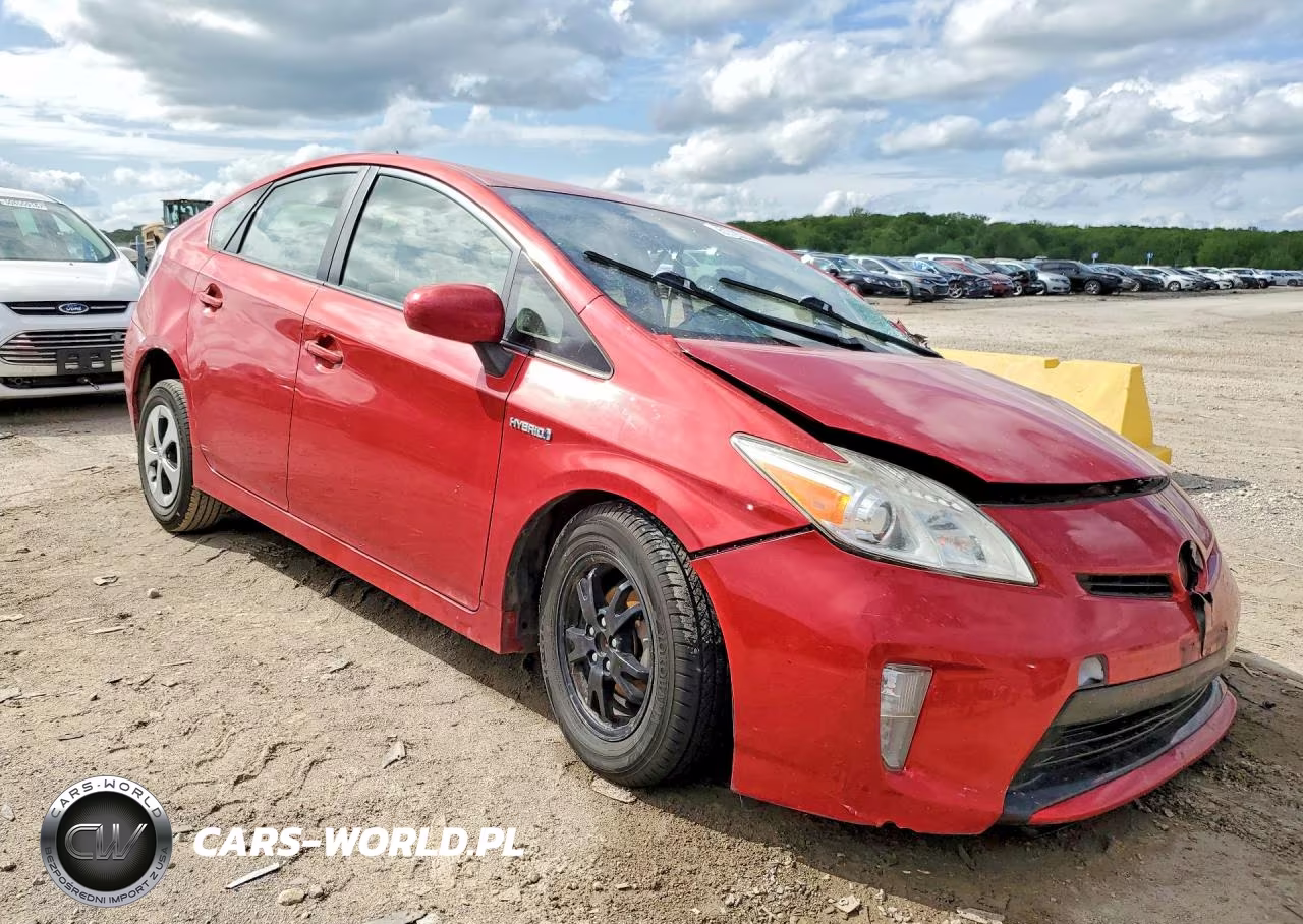 2013 Toyota Prius Two VIN:JTDKN3DU0D1653971 - 4