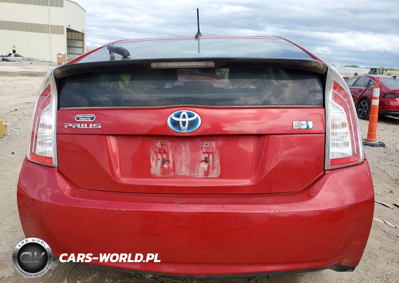 2013 Toyota Prius Two VIN:JTDKN3DU0D1653971 - 6