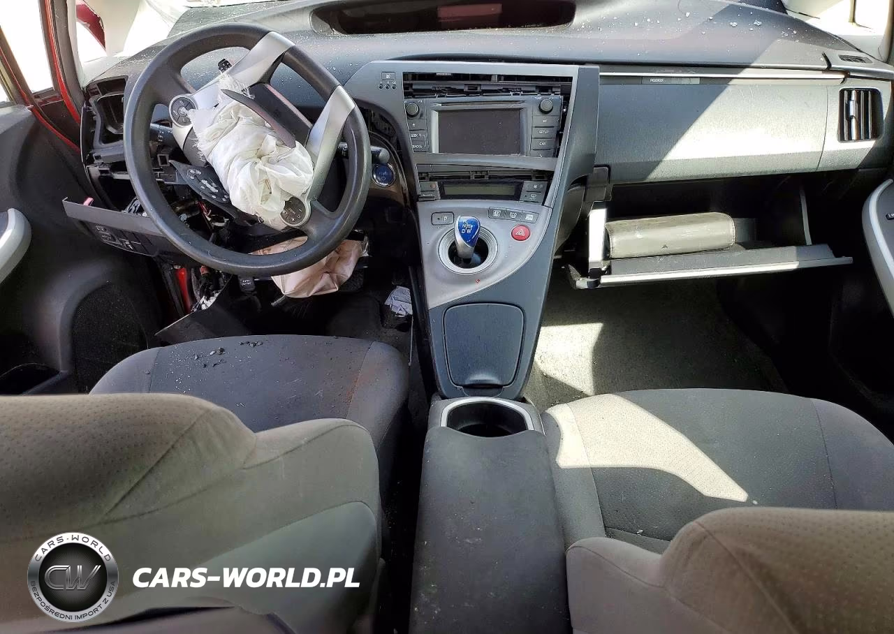 2013 Toyota Prius Two VIN:JTDKN3DU0D1653971 - 8