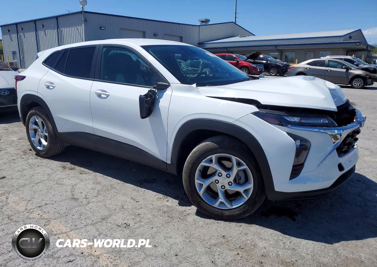 2025 Chevrolet Trax Ls VIN:KL77LFEP5SC196577 - 4