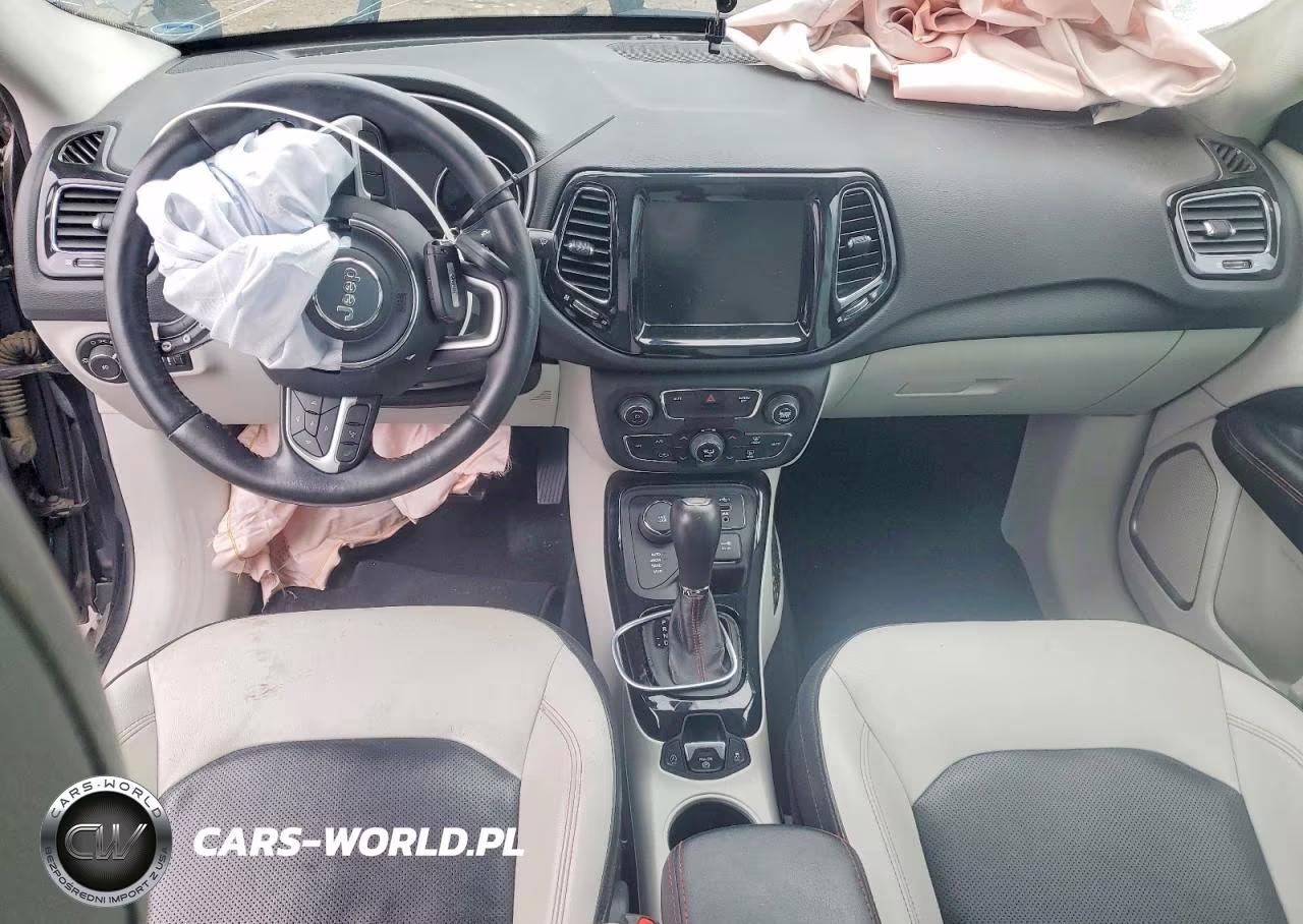 2019 Jeep Compass Limited 4X4 VIN:3C4NJDCB8KT673289 - 8