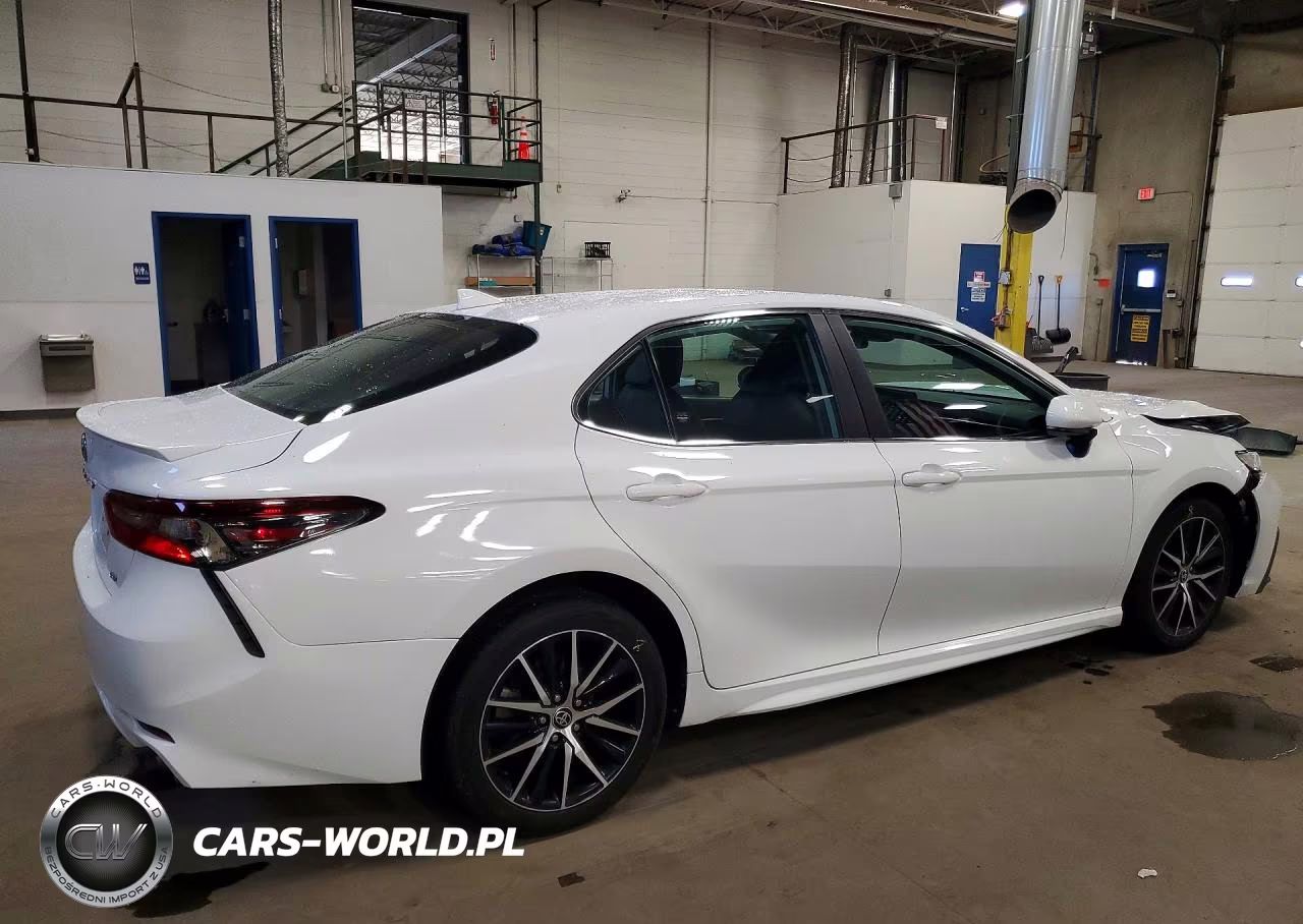 2021 Toyota Camry Se VIN:4T1G11AKXMU579056 - 3