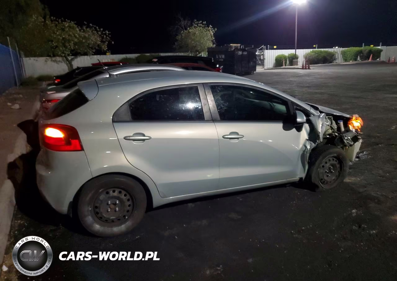 2013 Kia Rio 5-Door Ex VIN:KNADN5A35D6103813 - 3