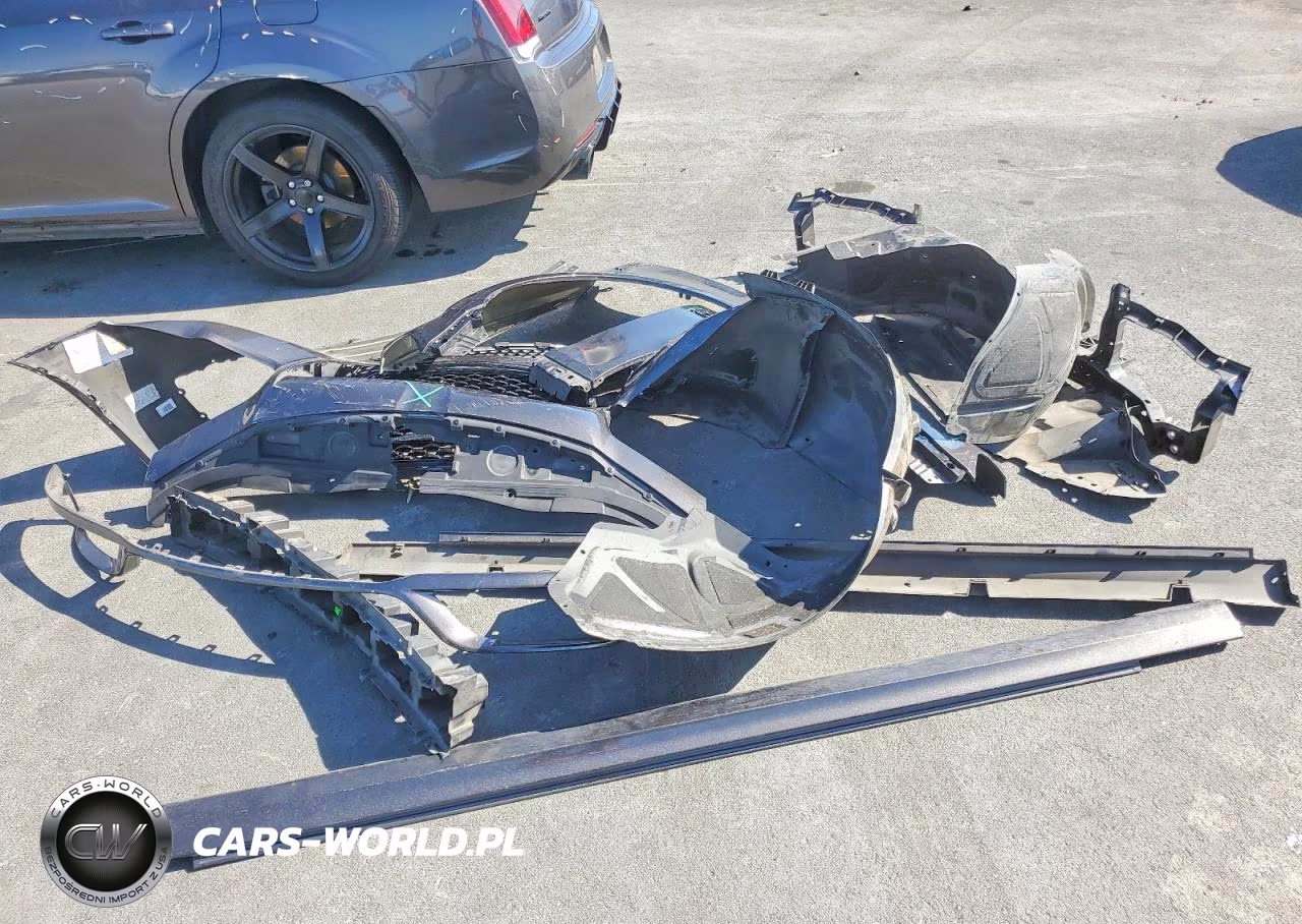 2019 Chrysler 300 S VIN:2C3CCABT8KH529801 - 12
