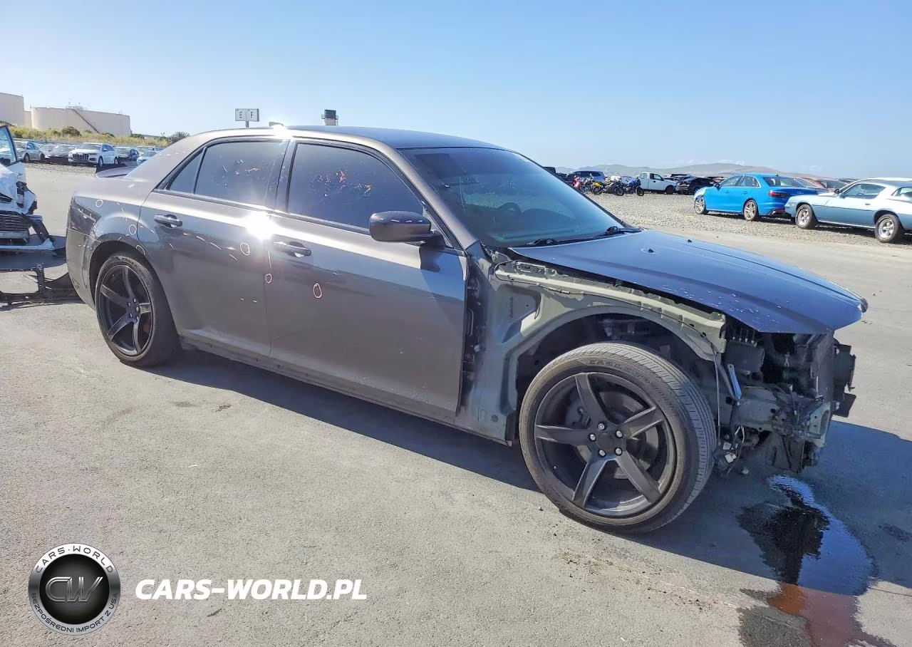 2019 Chrysler 300 S VIN:2C3CCABT8KH529801 - 4