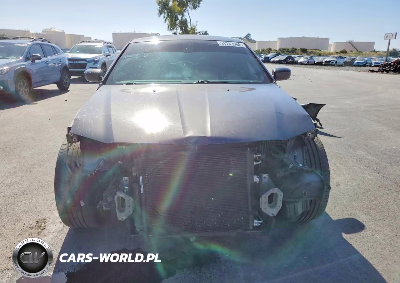 2019 Chrysler 300 S VIN:2C3CCABT8KH529801 - 5