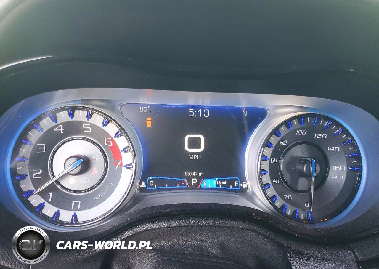 2019 Chrysler 300 S VIN:2C3CCABT8KH529801 - 9