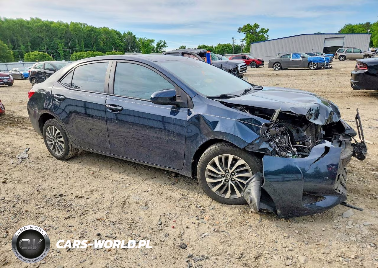 2018 Toyota Corolla Xle VIN:2T1BURHE3JC027055 - 4