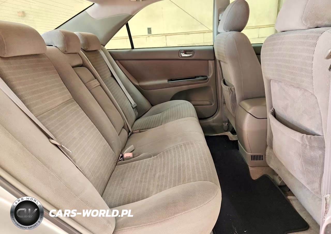 2005 Toyota Camry Le VIN:4T1BE32KX5U995523 - 10