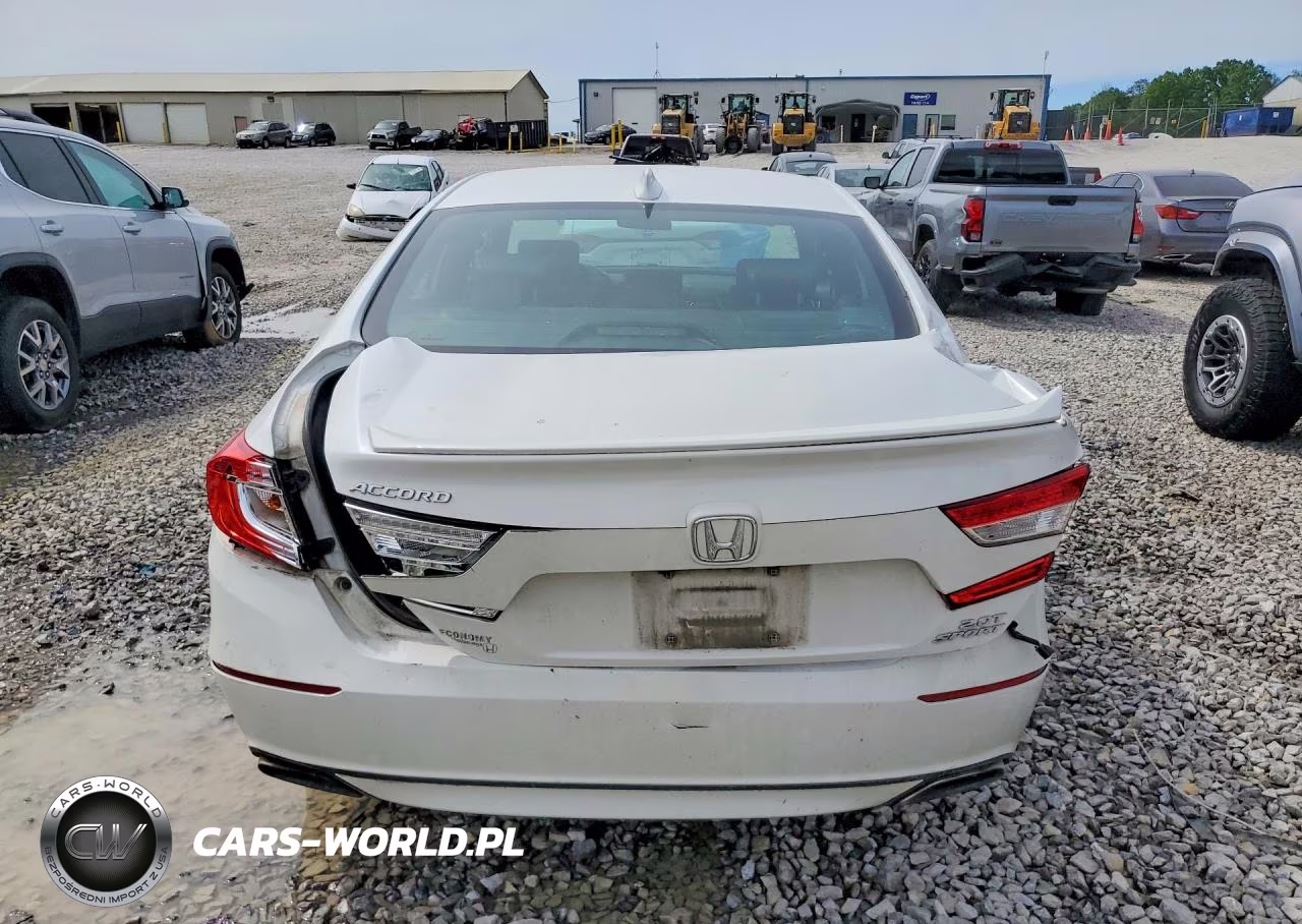 2018 Honda Accord Sport VIN:1HGCV2F3XJA042572 - 6