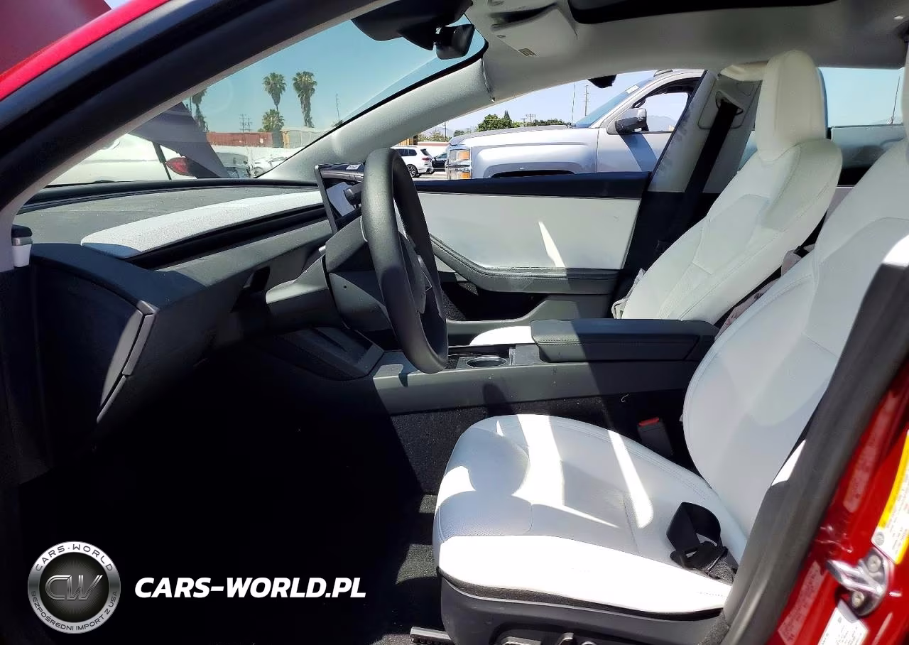 2025 Tesla Model 3 VIN:5YJ3E1EB0SF909147 - 7
