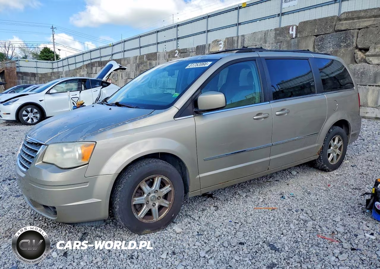 2009 Chry Town And Country
