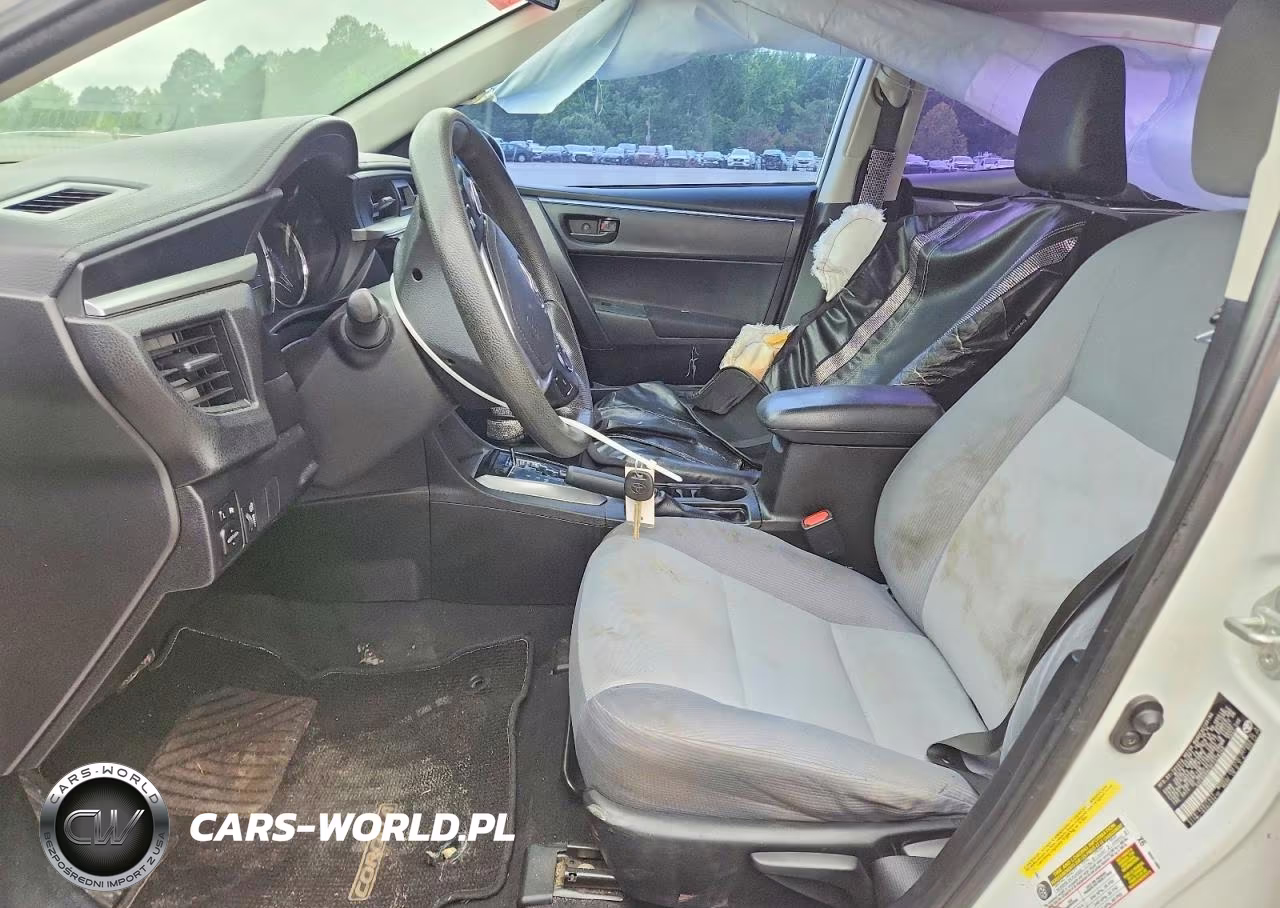 2015 Toyota Corolla L VIN:5YFBURHE0FP228340 - 7