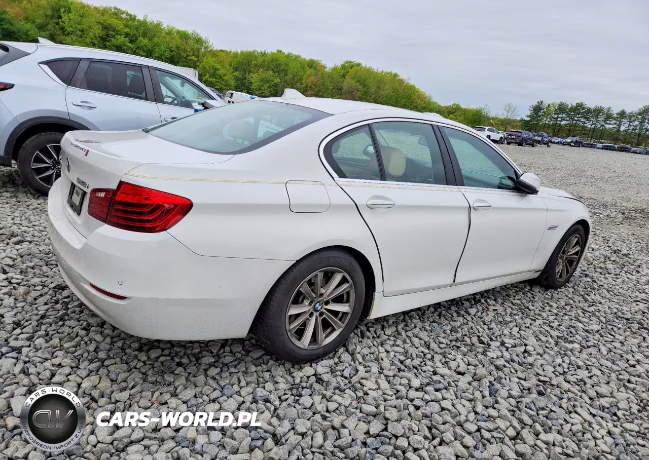 2016 BMW 528 Xi VIN:WBA5A7C57GG144923 - 3
