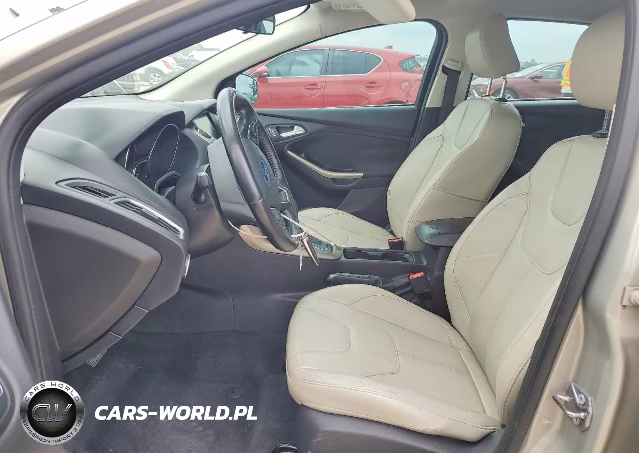 2015 Ford Focus Titanium VIN:1FADP3N21FL268836 - 7