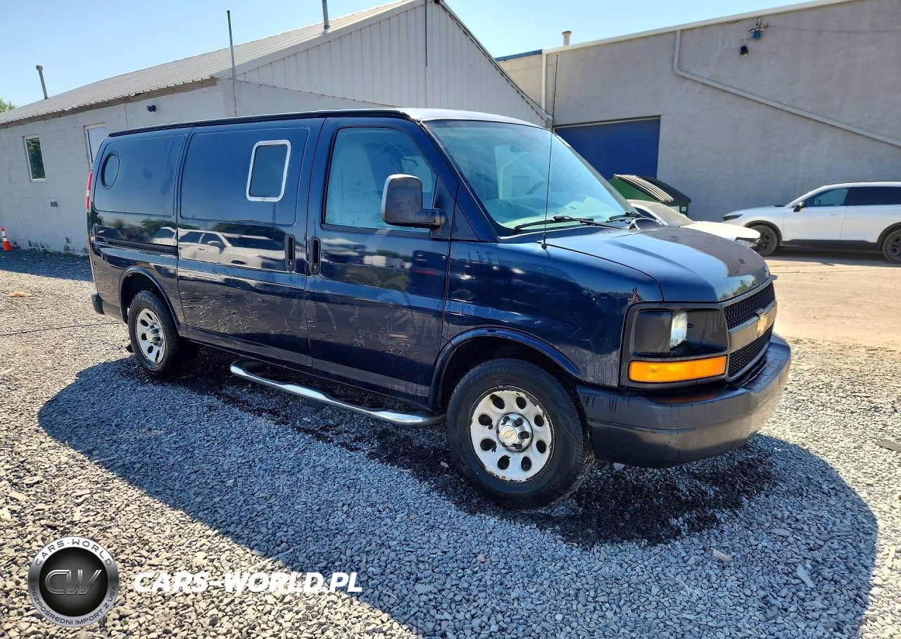 2013 Chev Express G1500 VIN:1GCSGAFX8D1125892 - 4