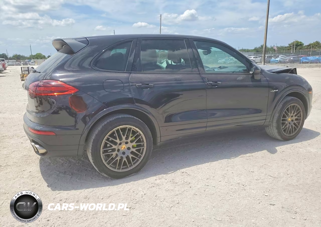2017 Porsche Cayenne Se Hybrid Platinum VIN:WP1AE2A23HLA69534 - 3