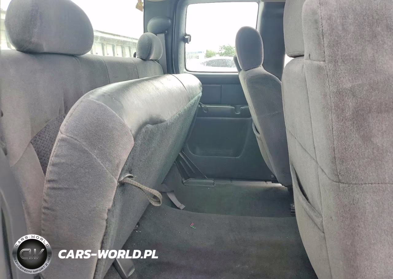 2002 Chevrolet Silverado C1500 VIN:2GCEC19V221414616 - 10