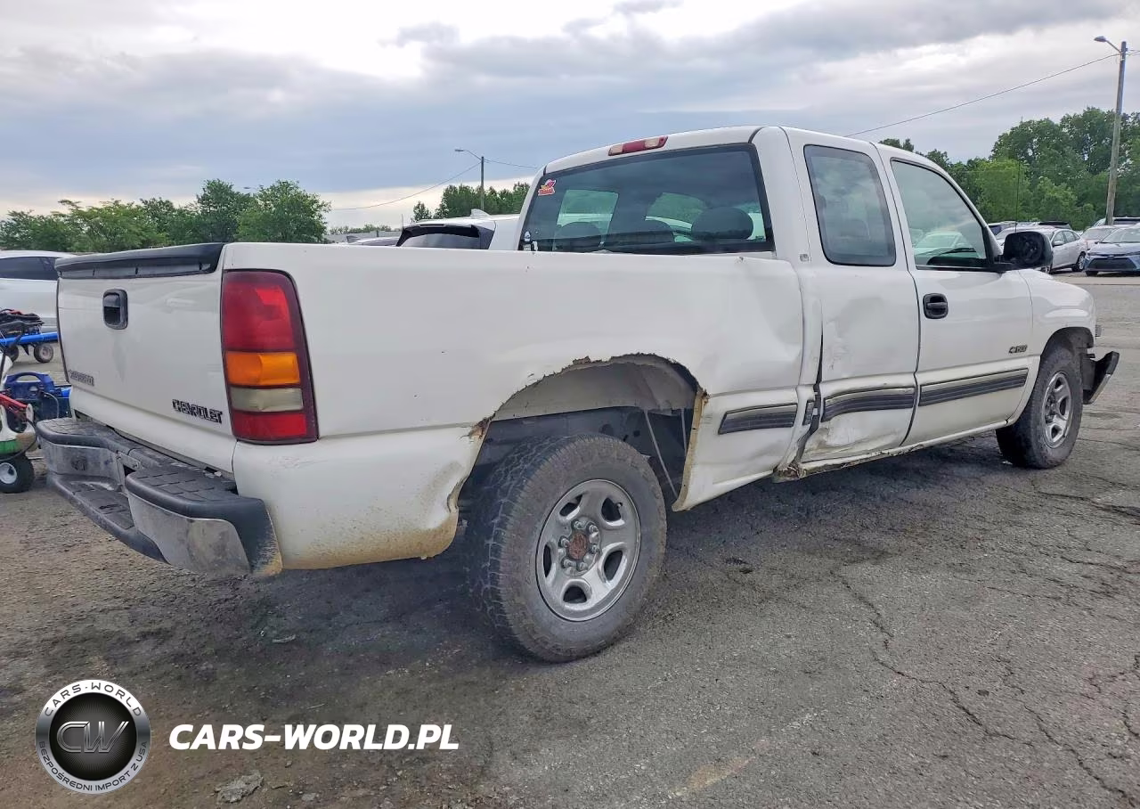 2002 Chevrolet Silverado C1500 VIN:2GCEC19V221414616 - 3
