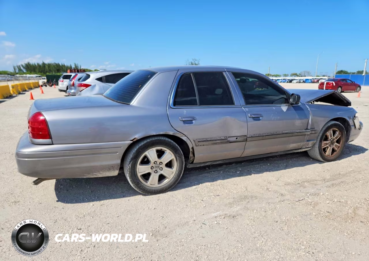 2006 Ford Crown Victoria Lx VIN:2FDHP74V26X130555 - 3