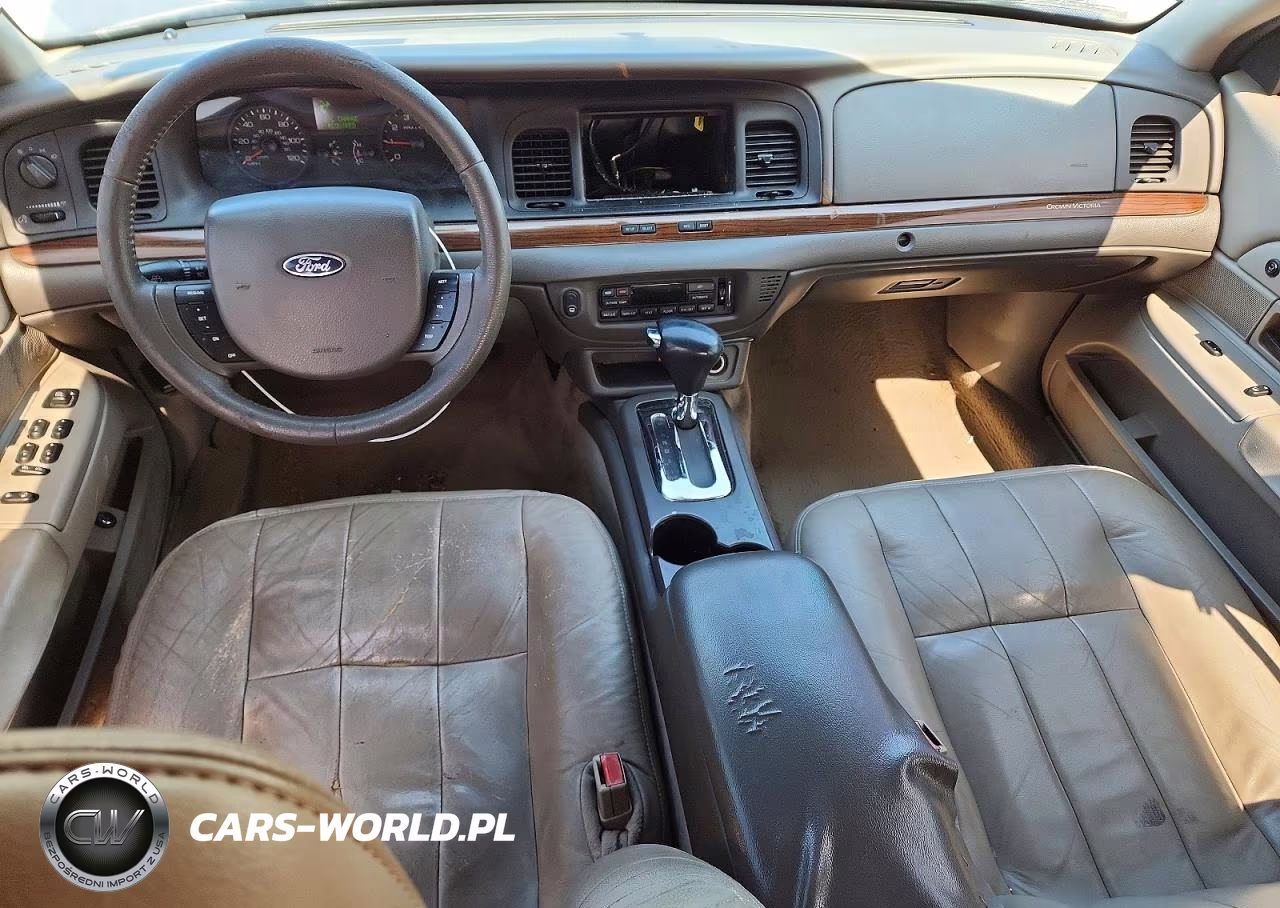2006 Ford Crown Victoria Lx VIN:2FDHP74V26X130555 - 8