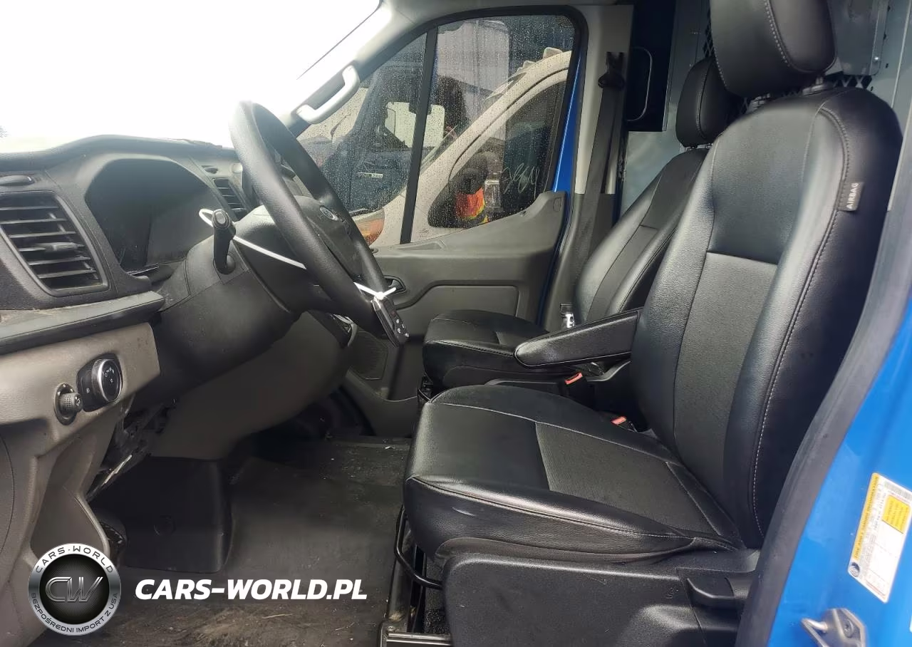 2024 Ford Transit VIN:1FTBR1C8XLKA88022 - 7