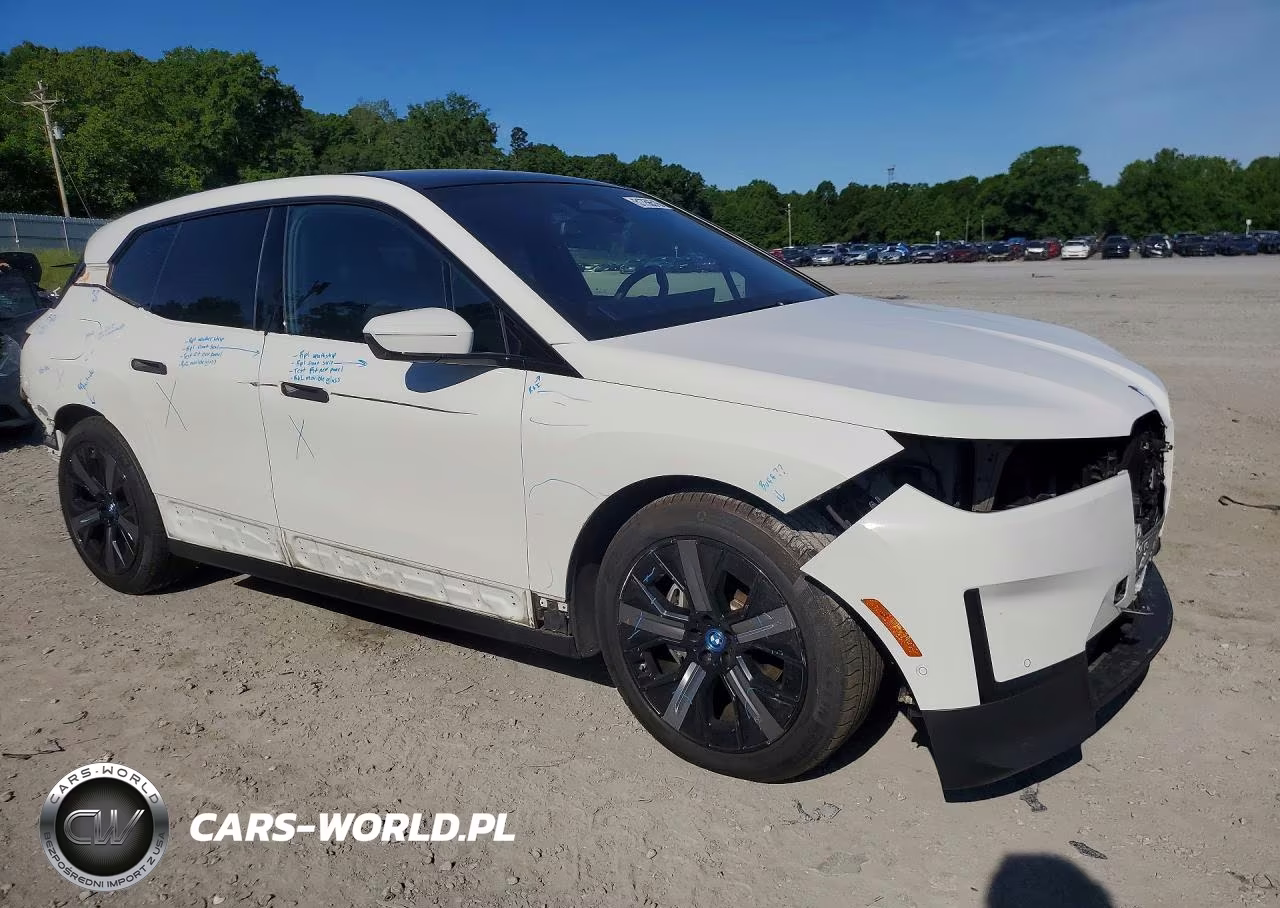 2022 BMW Ix xDrive50 VIN:WB523CF05NCJ55041 - 4