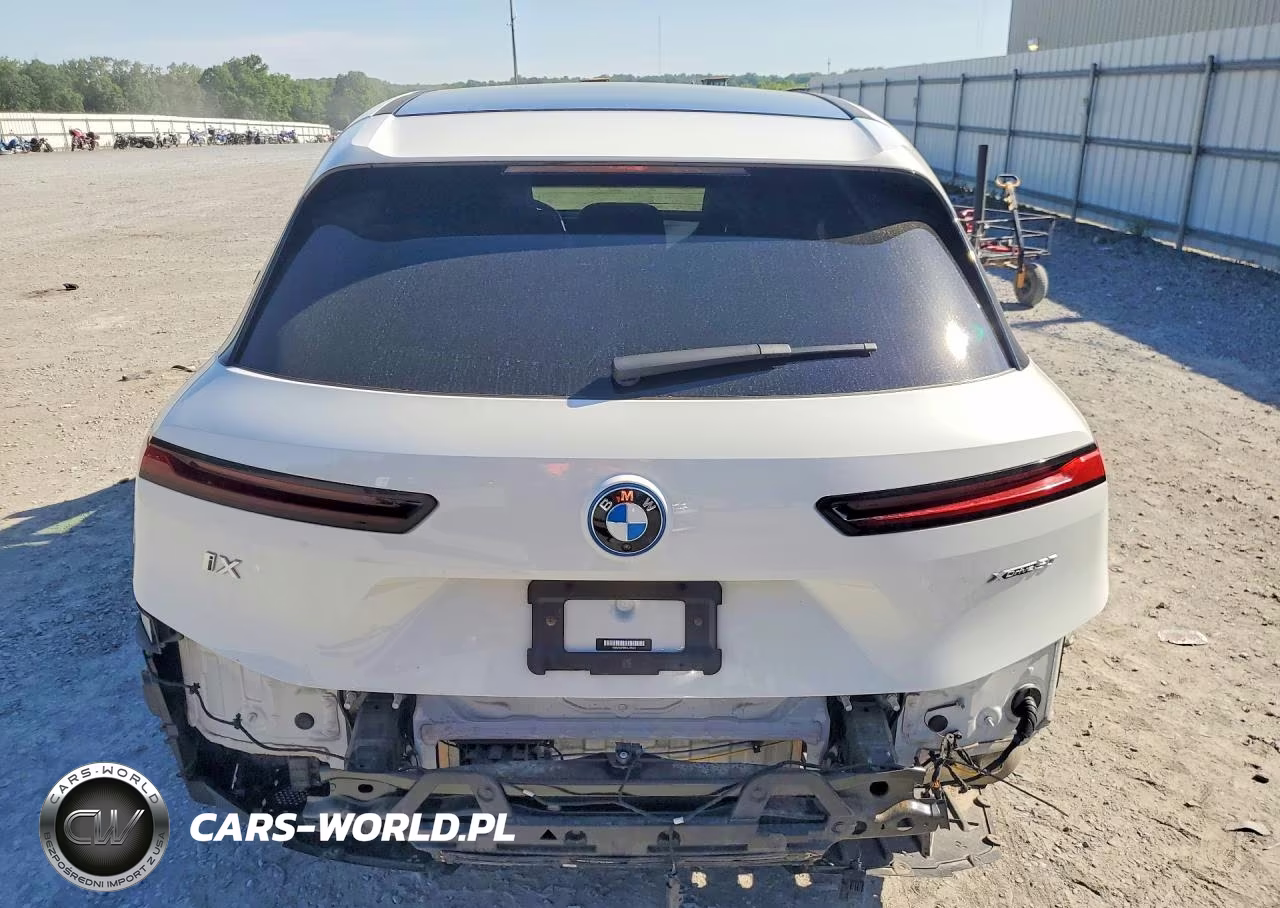 2022 BMW Ix xDrive50 VIN:WB523CF05NCJ55041 - 6