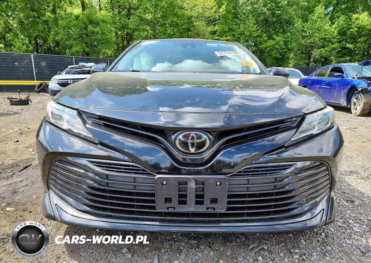 2019 Toyota Camry Le VIN:4T1B11HK7KU844478 - 5