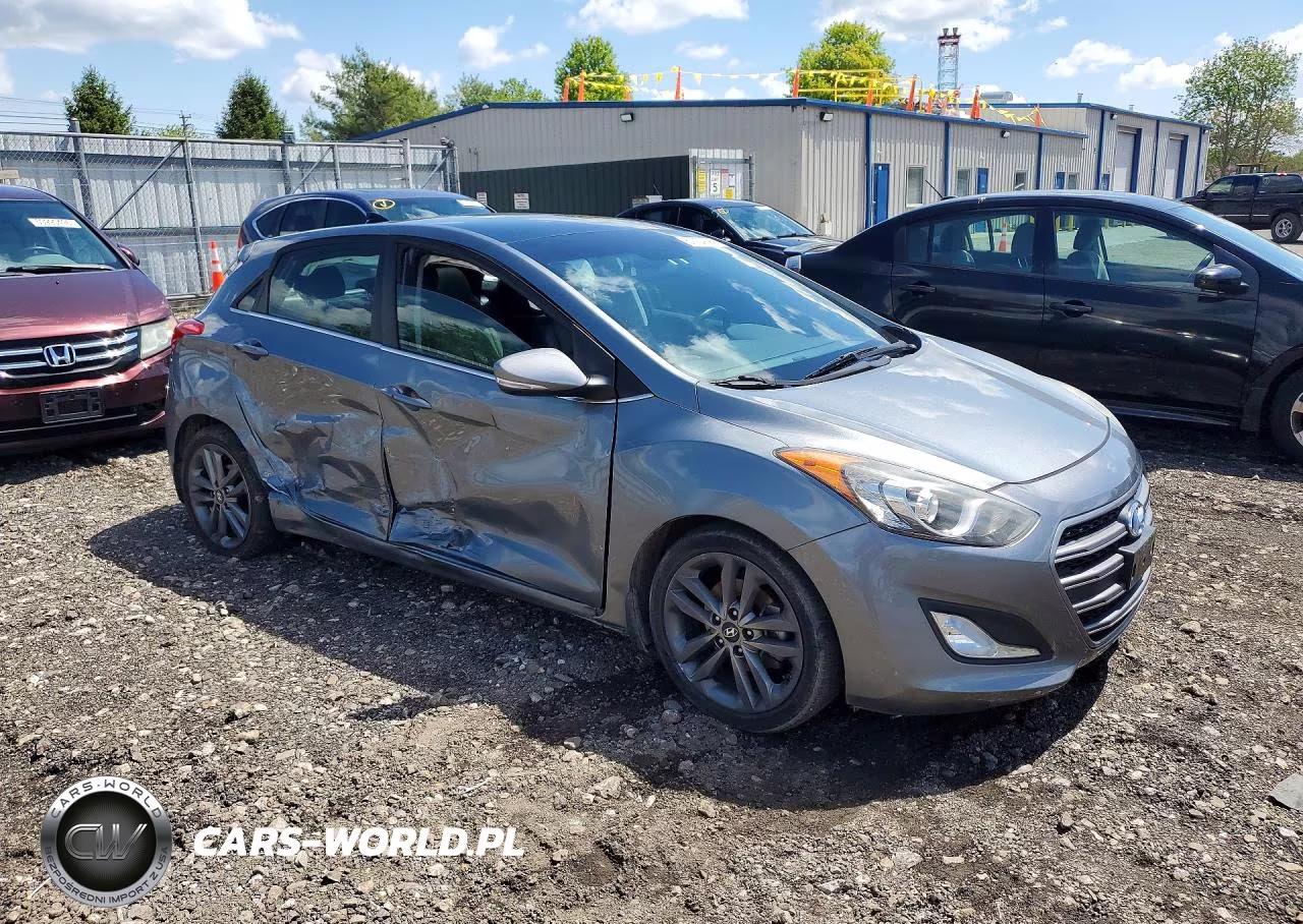 2016 Hyundai Elantra Gt Base VIN:KMHD35LH2GU316229 - 4