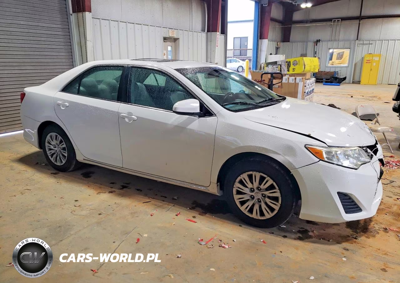 2014 Toyota Camry Le VIN:4T1BF1FK4EU332959 - 4