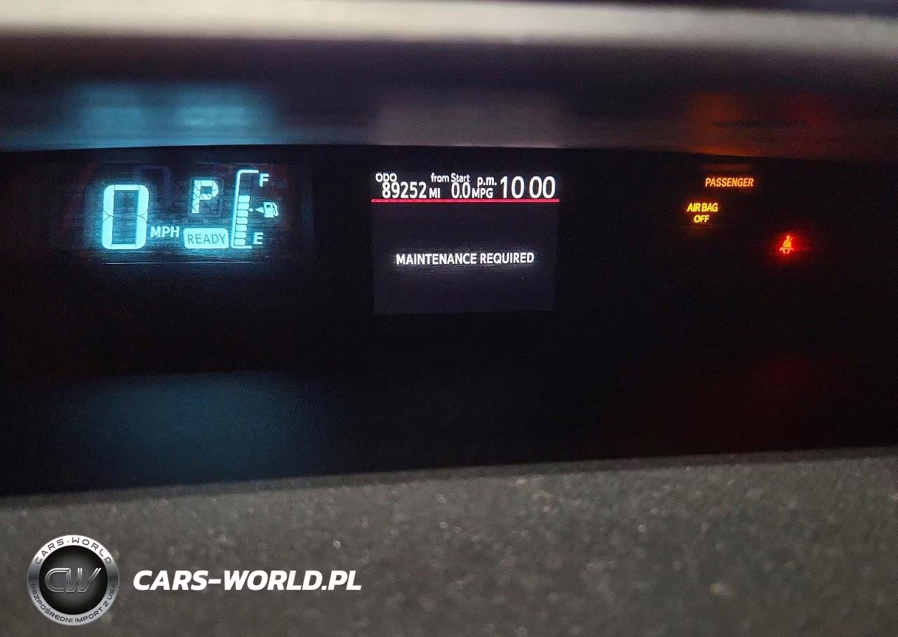 2014 Toyota Prius C Two VIN:JTDKDTB33E1080742 - 9