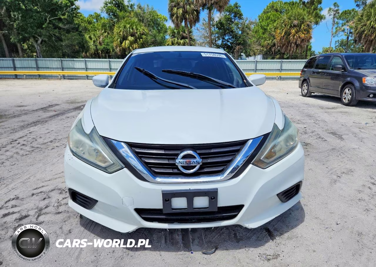 2016 Nissan Altima 2.5 S VIN:1N4AL3AP4GN324113 - 5