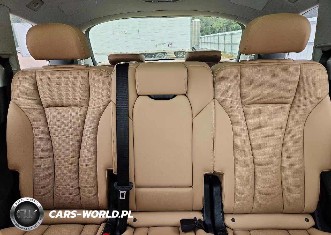 2020 Audi Q7 Prestige VIN:WA1VXAF7XLD006407 - 10