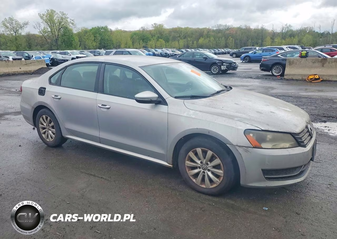 2012 Volkswagen Passat S VIN:1VWAP7A38CC064224 - 4