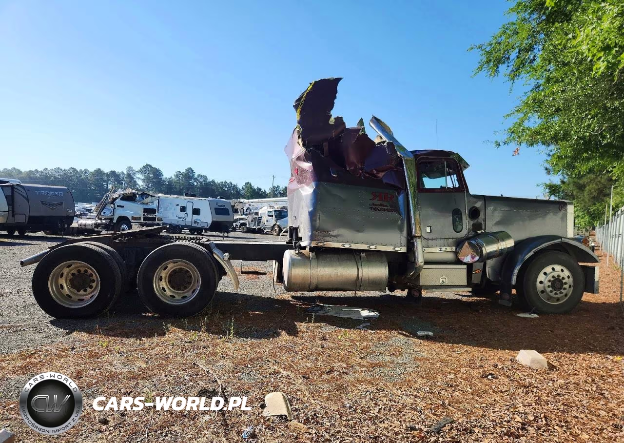 1999 Peterbilt 379 Semi Truck VIN:1XP5DB9XXXD485223 - 9