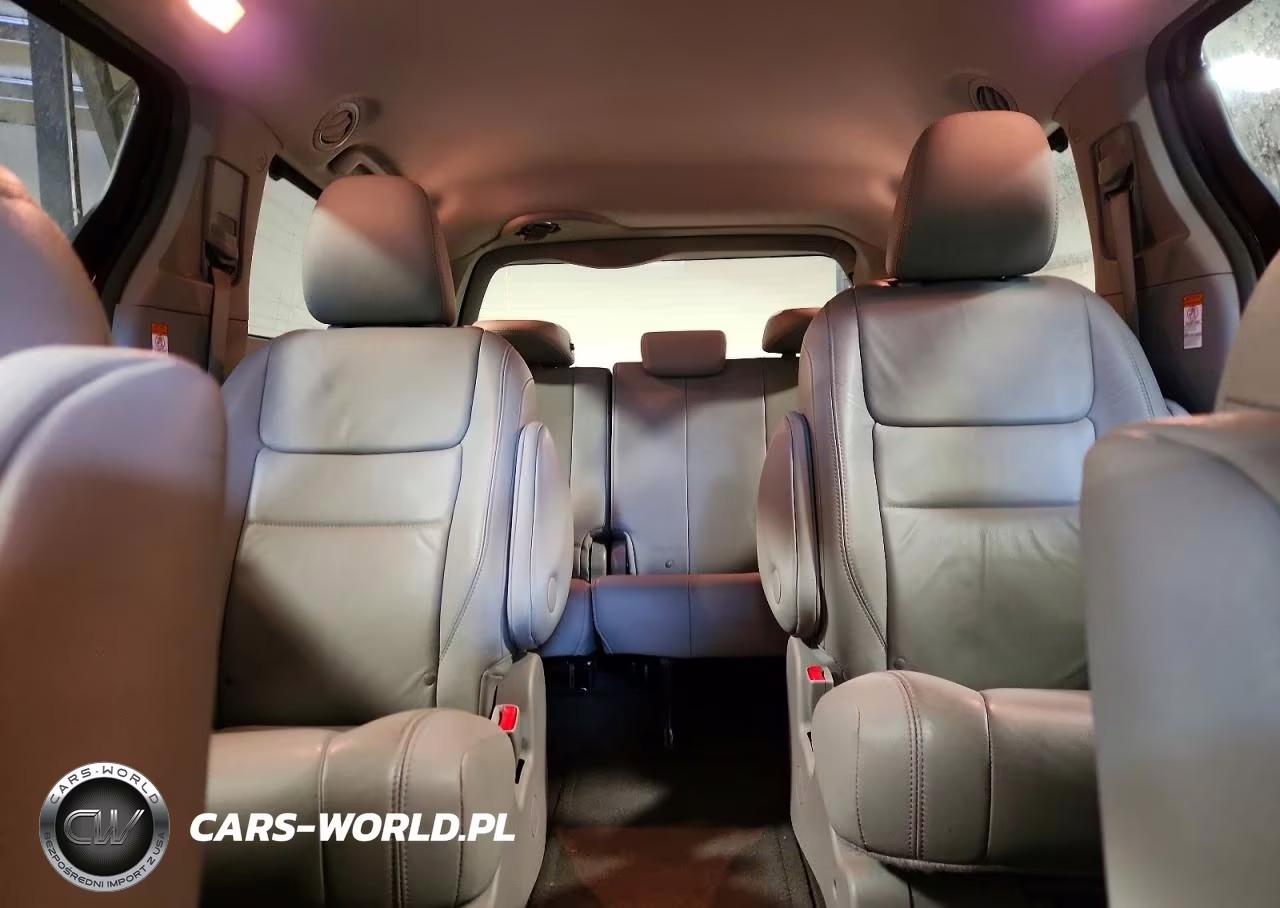 2017 Toyota Sienna Xle 7-Passenger VIN:5TDDZ3DC9HS173571 - 10