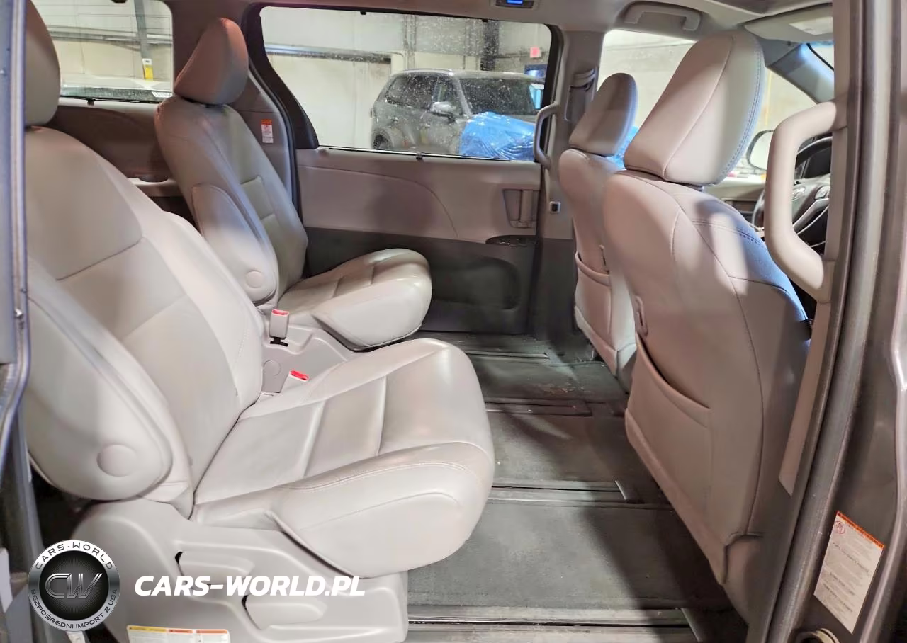 2017 Toyota Sienna Xle 7-Passenger VIN:5TDDZ3DC9HS173571 - 11