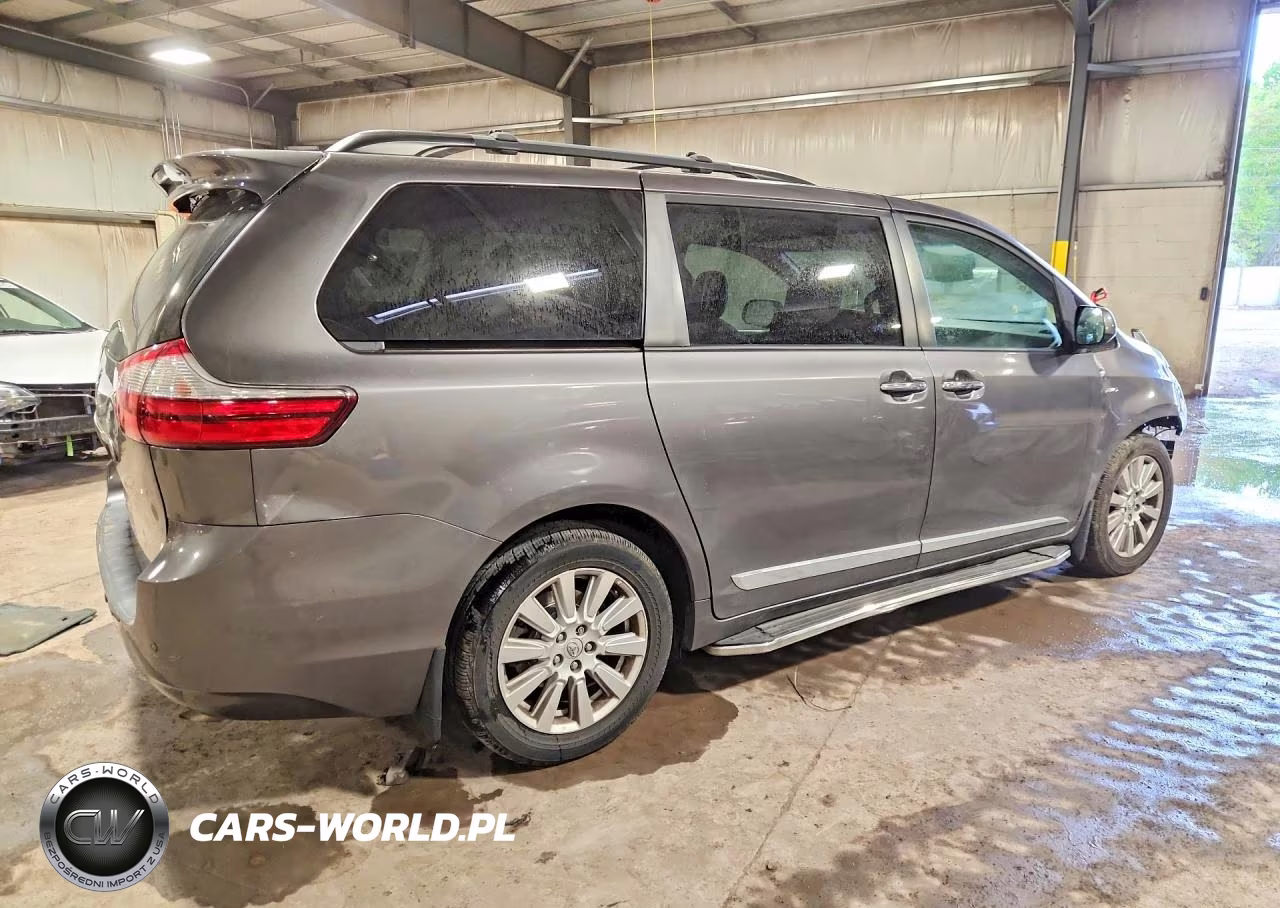 2017 Toyota Sienna Xle 7-Passenger VIN:5TDDZ3DC9HS173571 - 3