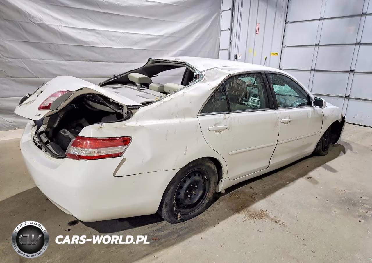 2010 Toyota Camry Le VIN:4T4BF3EK9AR033593 - 3