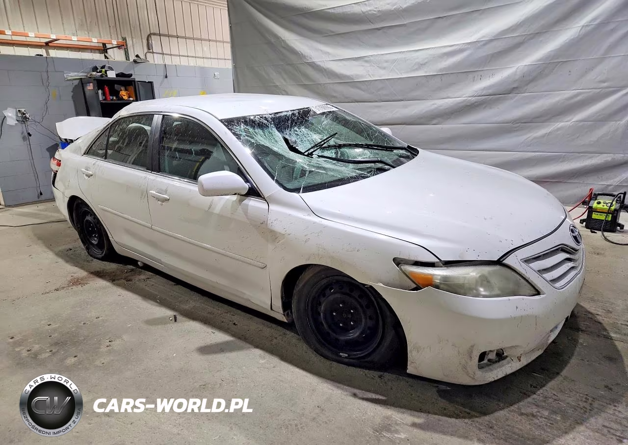 2010 Toyota Camry Le VIN:4T4BF3EK9AR033593 - 4