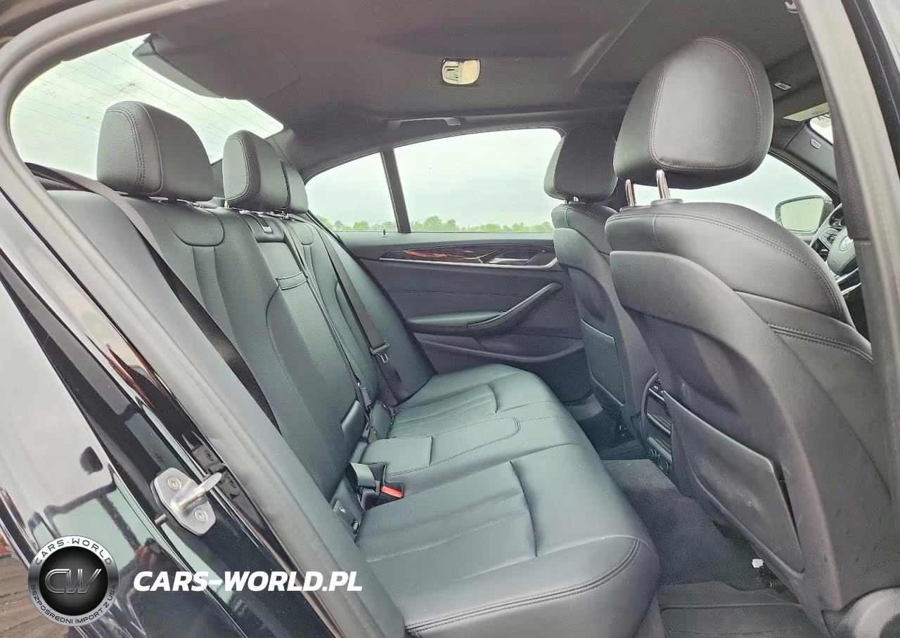2018 BMW 530 Xi VIN:WBAJA7C53JWC74681 - 10