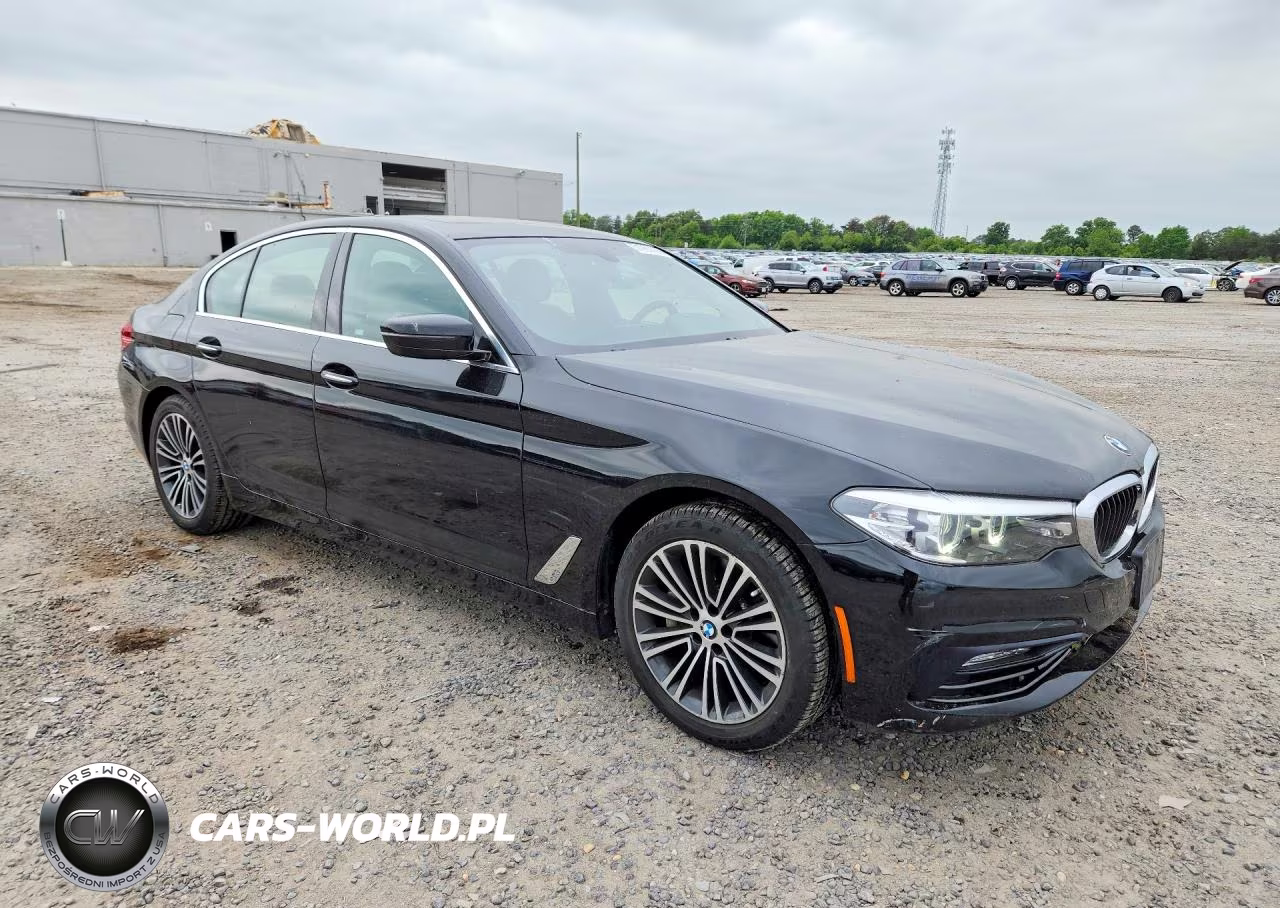 2018 BMW 530 Xi VIN:WBAJA7C53JWC74681 - 4