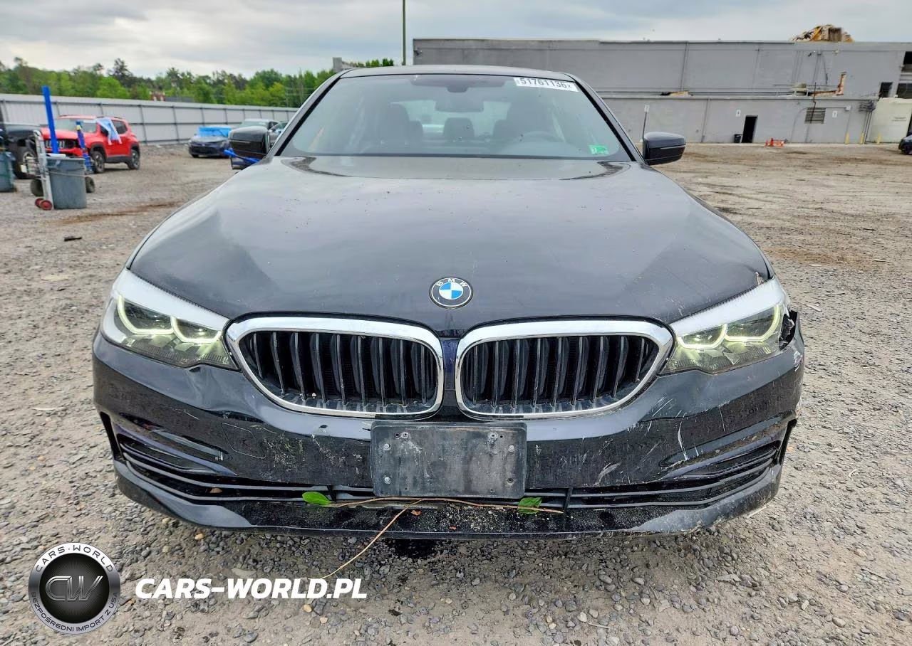 2018 BMW 530 Xi VIN:WBAJA7C53JWC74681 - 5
