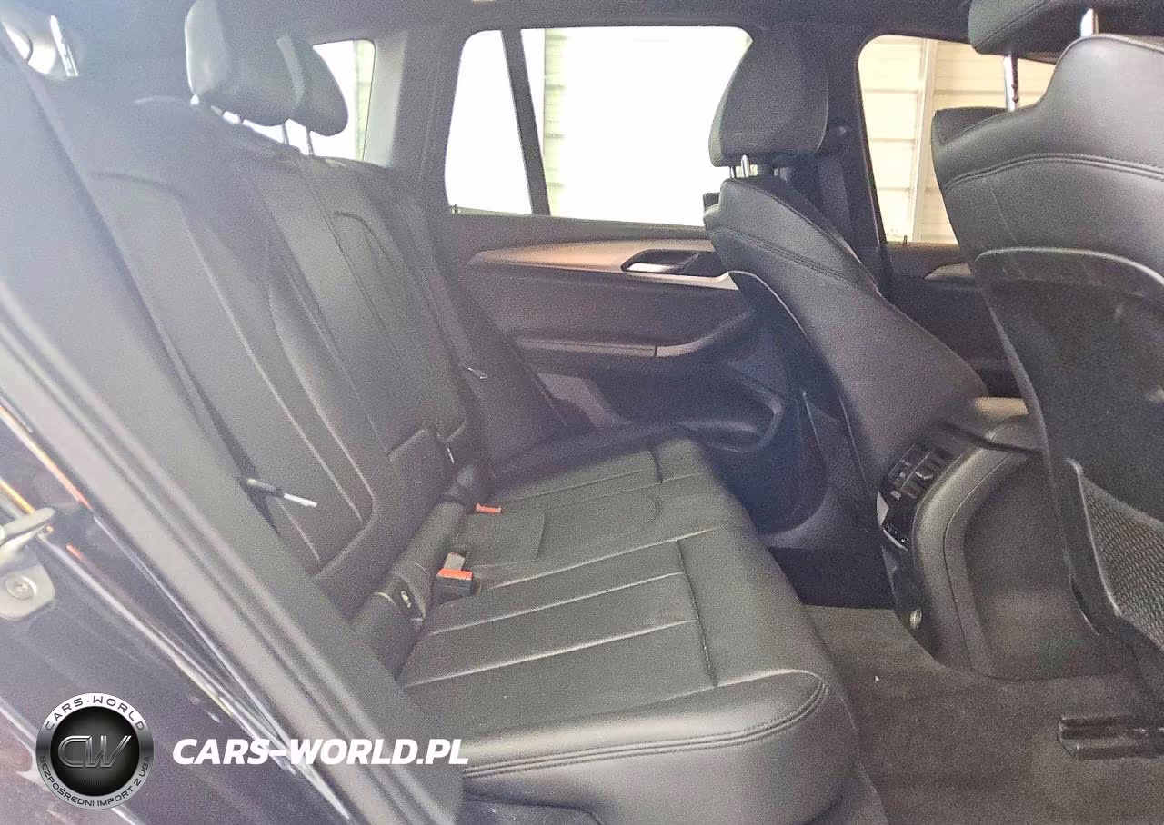 2018 BMW X3 xDrivem40I VIN:5UXTS3C50J0Y96980 - 10
