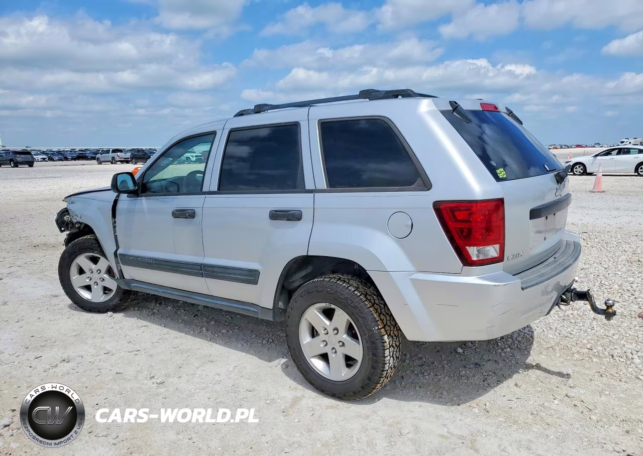 2005 Jeep Grand Cherokee Laredo VIN:1J4HS48N75C526288 - 2
